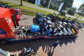 September-Lieferungen: Kinglifter an verschiedene Orte in Europa und darüber hinaus